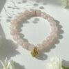 An eternal knot of love, strength, and unity. The Nodo Rosa Bracelet is a heartfelt tribute to the unbreakable bond between mother and daugthers. Handcrafted with radiant rose quartz stones, it radiates strength, clarity, and devotion. At its center rests a beautifully detailed gold plated knot charm — a timeless symbol of connection, loyalty, and love that can never be undone. Whether worn as a daily reminder of cherished family ties or as a statement of elegance, Nodo Rosa embodies both meaning and style. A piece that moves seamlessly from casual wear to evening elegance, it’s more than jewelry — it’s a story of family, heritage, and devotion.